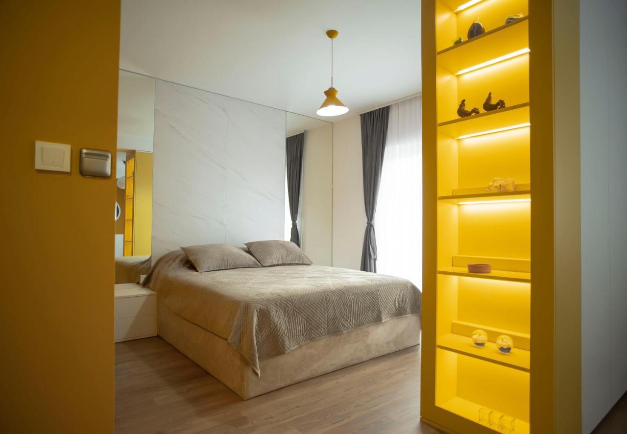 Lux Apartments Pristina Extérieur photo