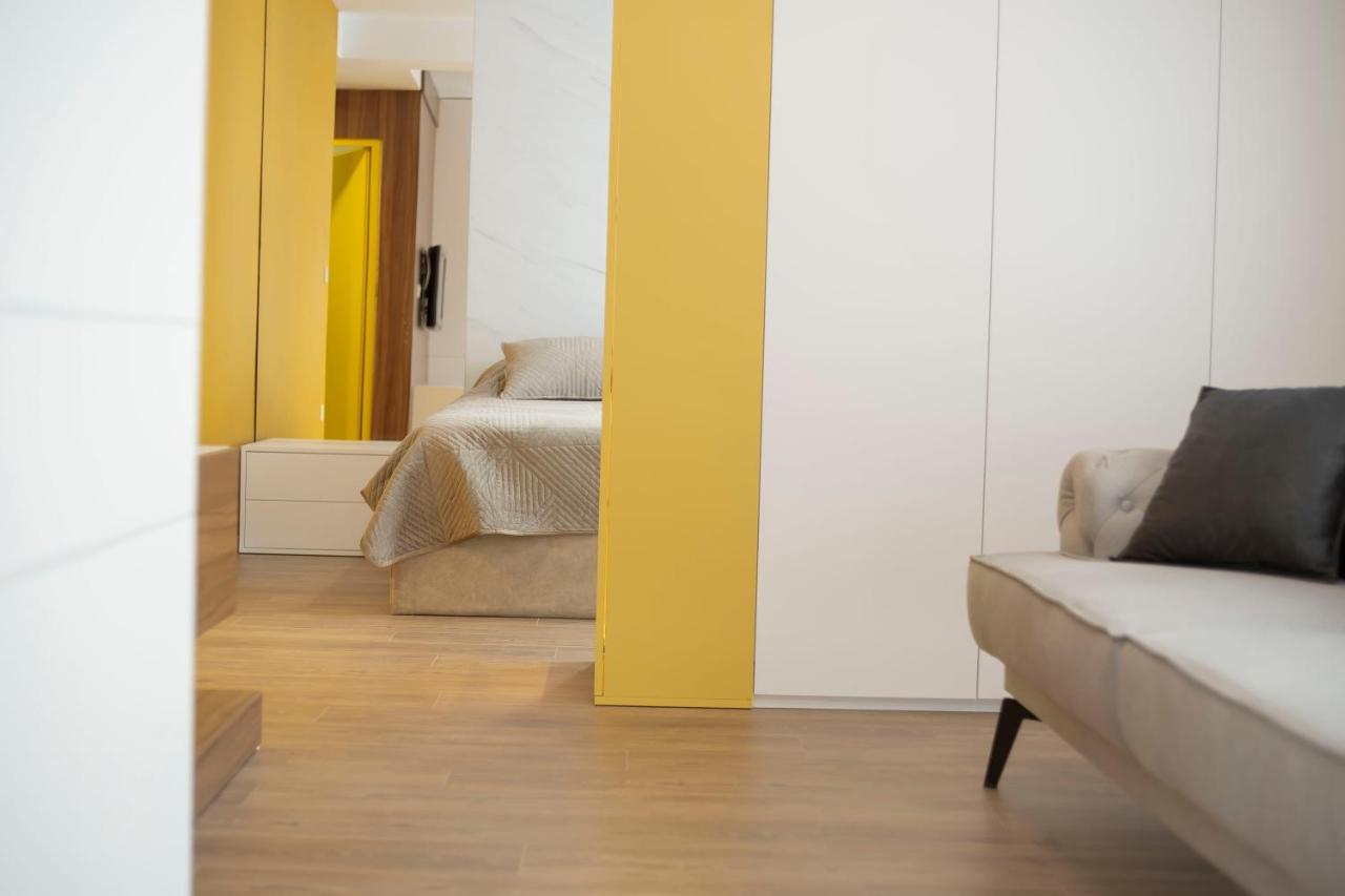 Lux Apartments Pristina Extérieur photo