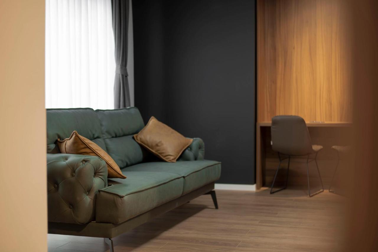 Lux Apartments Pristina Extérieur photo