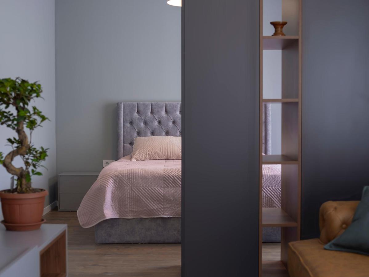 Lux Apartments Pristina Extérieur photo