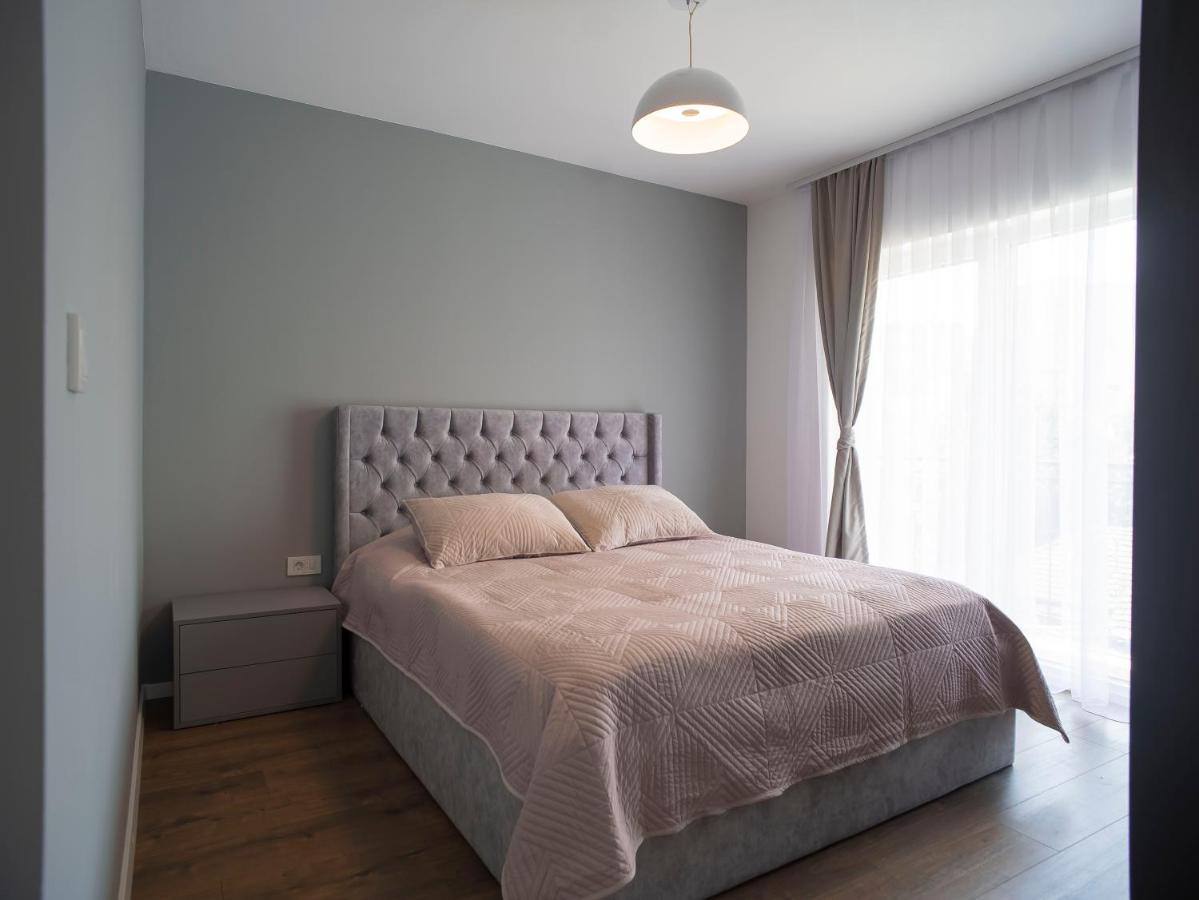Lux Apartments Pristina Extérieur photo