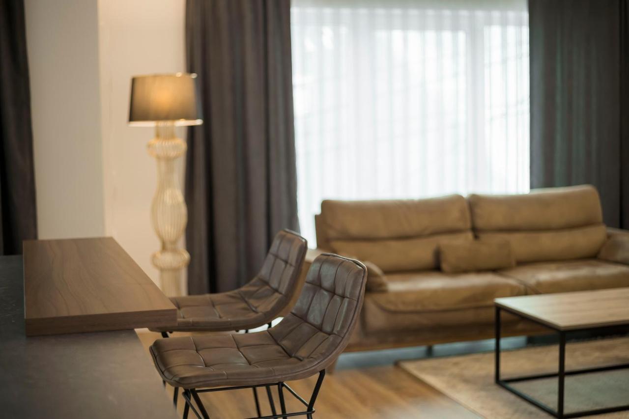 Lux Apartments Pristina Extérieur photo